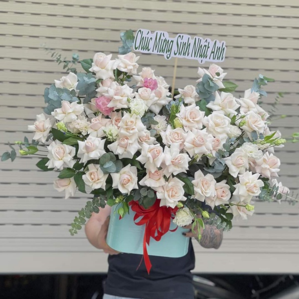 Giỏ hoa sinh nhật sang 